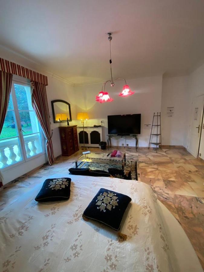 La Demeure D'Iris Bed & Breakfast Bougival Luaran gambar